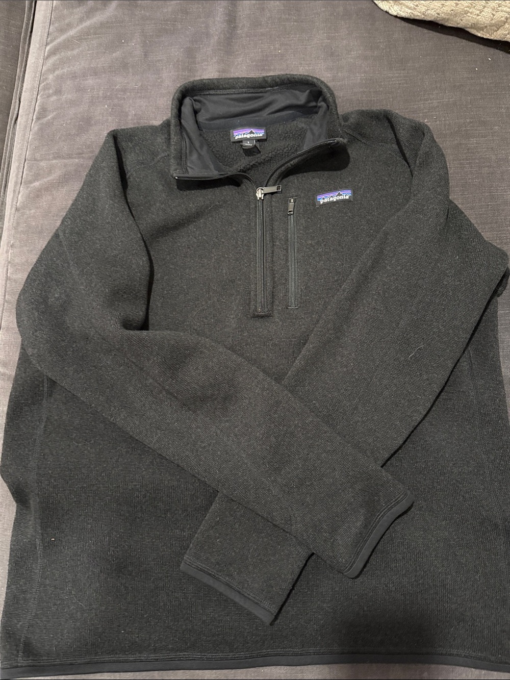 Patagonia Men’s Black Zip-Up Fleece Pullover